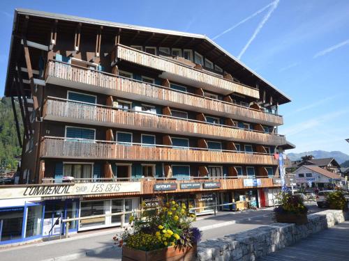 Studio rénové aux Gets, face aux pistes des Chavannes, balcon, tout équipé.