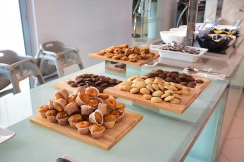 Еда / где поесть недалеко от отеля