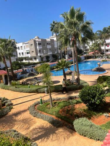 Bazén v ubytování Bel appartement à skhirat plage et à 20 mn de Rabat nebo v jeho okolí
