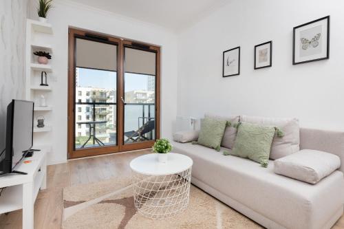 Starowiejska Apartment with Balcony Next to Arena Gdańsk Stadium by Noclegi Renters