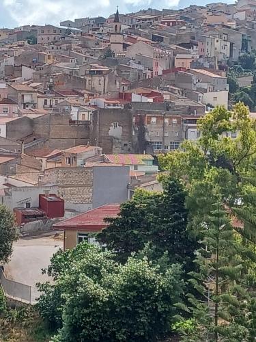 Vista generica su Sennori o vista sulla città dall'interno dell'appartamento