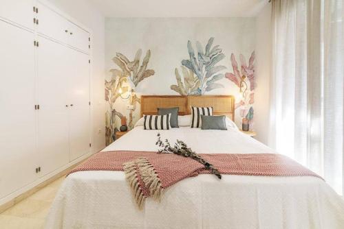 BS Brand New Triplex Private terrace downtown Parking
