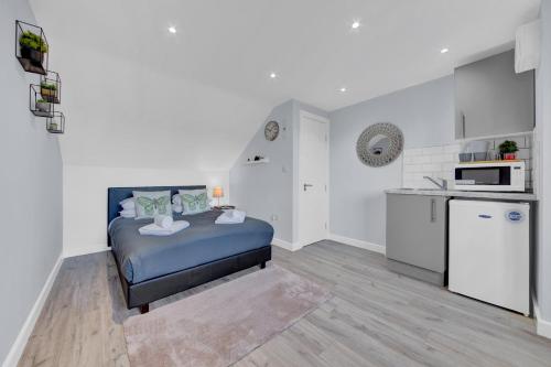 Remarkable Serviced Room West Drayton London UB7