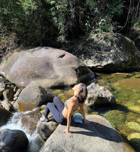 Refúgio Secreto Plenitude - Explore a Magia das Montanhas e Renove o Romance em Lumiar
