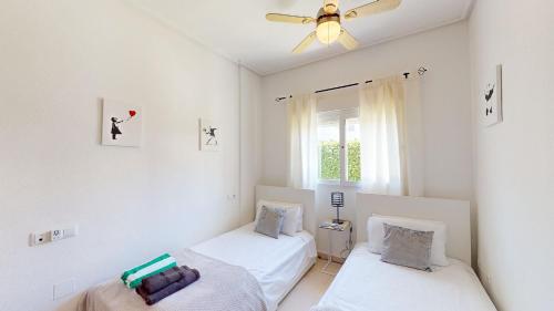 Postel nebo postele na pokoji v ubytování Villa Esturion L-Murcia Holiday Rentals Property