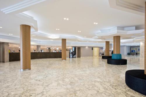 Vstupní hala nebo recepce v ubytování Hotel Best Cambrils