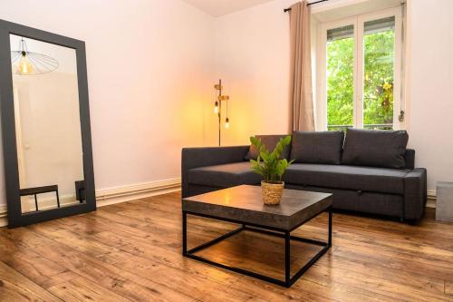 Photo de la galerie de l'établissement Appartement Cosy avec jardin, à Mulhouse