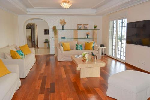 Spectacular Villa in Benalmádena