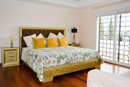 Spectacular Villa in Benalmádena