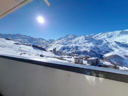 Studio lumineux 4 pers. aux Menuires avec accès pistes et balcon - FR-1-344-990