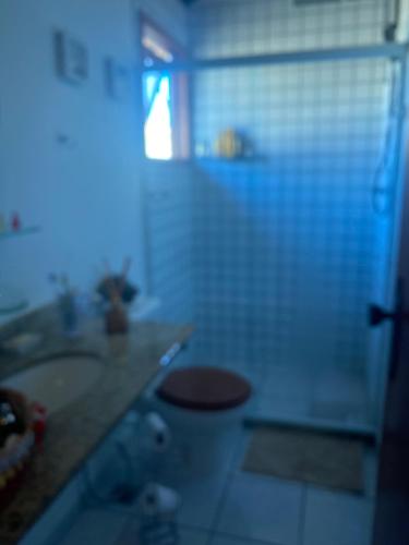 Bilik mandi di Cabo Frio Casa Ar Condicionado 2 quartos