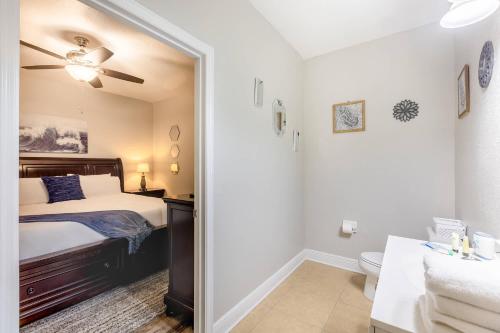 3BR Townhouse w Perfect Location photo 13