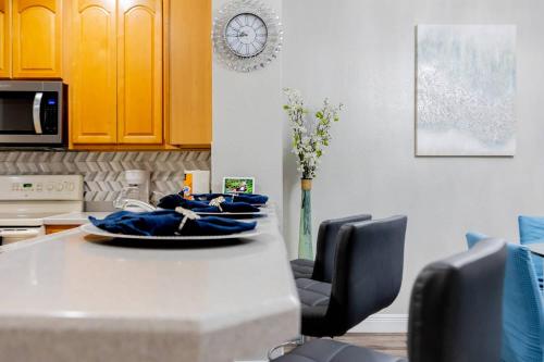 3BR Townhouse w Perfect Location photo 25