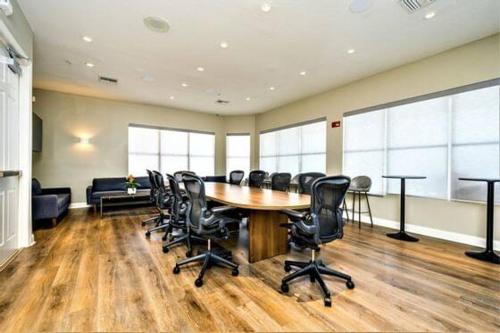 3BR Townhouse w Perfect Location photo 54