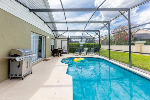 4br House w Perfect Location Pool and Much More photo 68