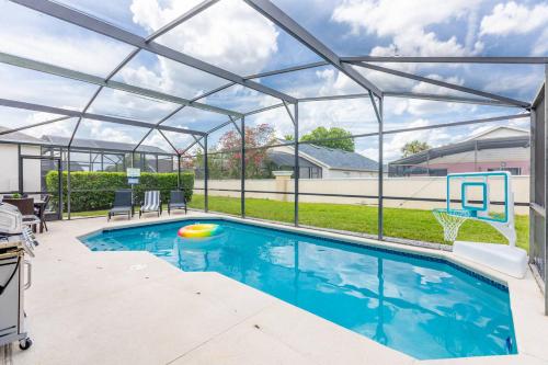 4br House w Perfect Location Pool and Much More photo 52