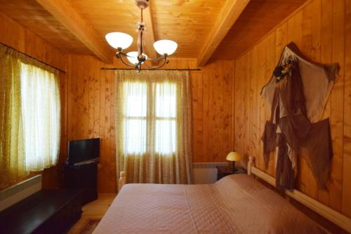 Katil atau katil-katil dalam bilik di WOODEN IN WOODS