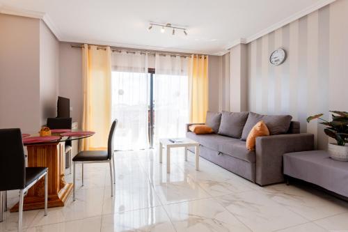 Ocean & Golf View - Heated Pool - 3 min to Coast AH332