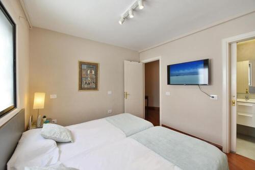 Postel nebo postele na pokoji v ubytování Private Lux Apartments