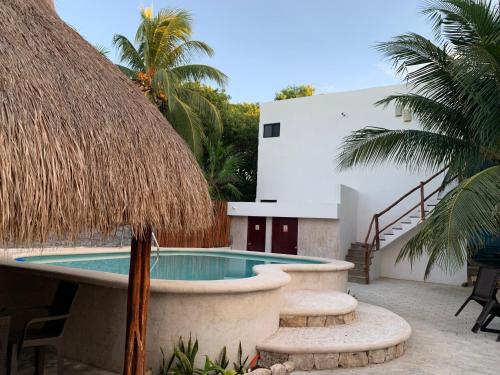 Bazén v ubytování CASA DELFINES RIO LAGARTOS nebo v jeho okolí