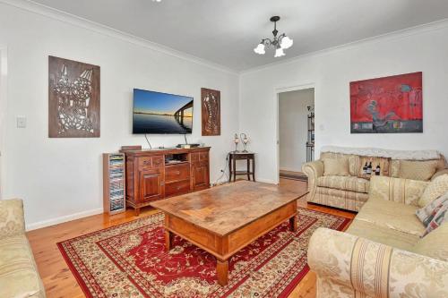 Gallery image of Tabitha Hill Homestead close to wineries and nature in Bellbird