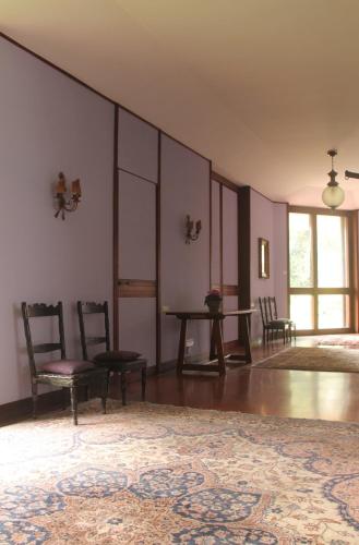 Ruang duduk di Villa Inella