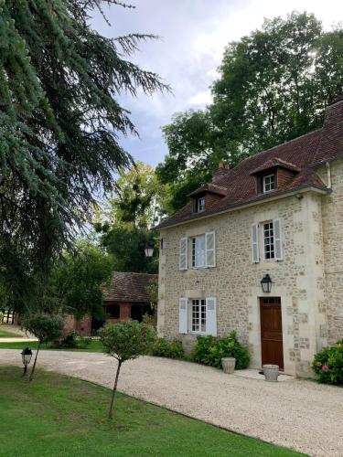 Un jardín fuera de Aile privée au sein d’un haras