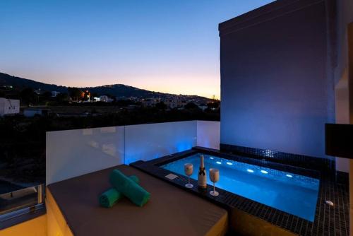The Penthouse Santorini, Kamari, Thira photo 3