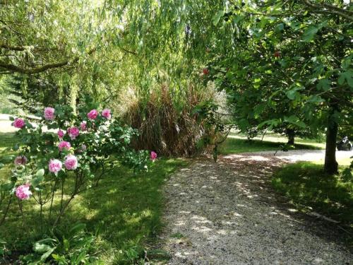 Photo de la galerie de l'établissement Gîte du Gallais- le Perrier-, au Perrier