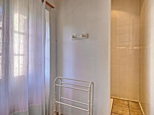 Ένα μπάνιο στο Holiday Home Langevine by Interhome