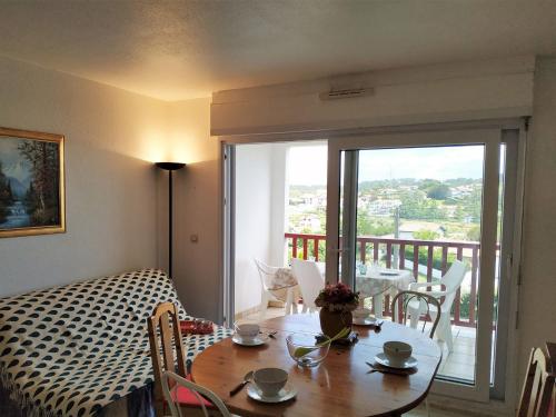 Μπαλκόνι ή βεράντα στο Apartment Hego Alde by Interhome