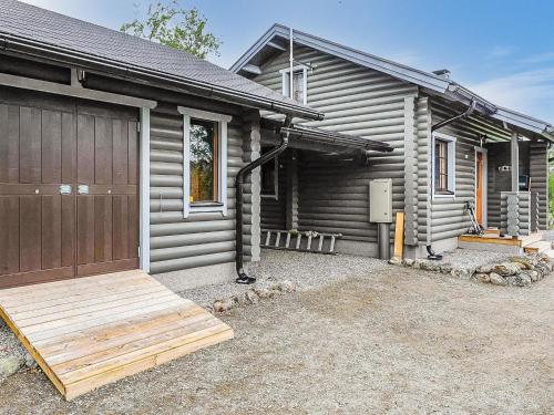 Budova, kde se prázdninový dům nachází