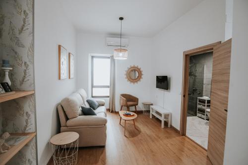 TV a/nebo společenská místnost v ubytování Apartamentos Turaca