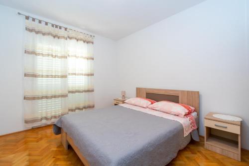 Apartments by the sea Stara Novalja, Pag - 6340