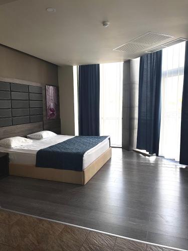 Una cama o camas en una habitación de Bien hotel
