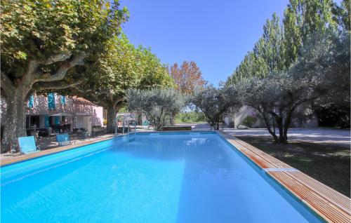 Πισίνα στο ή κοντά στο Stunning Home In Verquières With Wifi