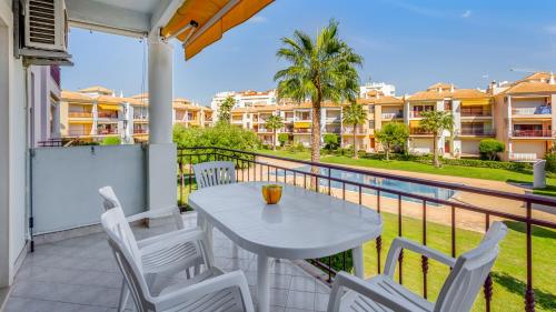 Serene Apartment W/ Balcony and Pool by LovelyStay