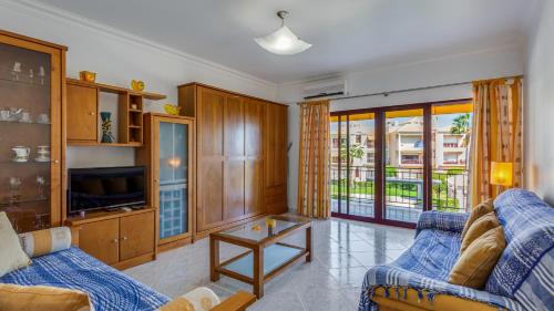 Serene Apartment W/ Balcony and Pool by LovelyStay