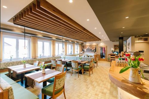 Un restaurante o sitio para comer en Köhlers Krone