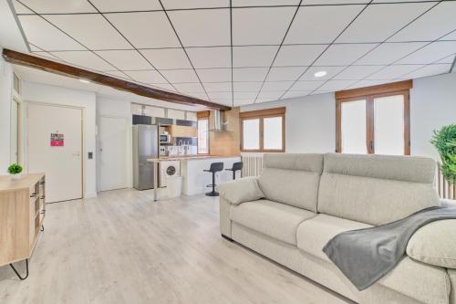 Apartamento Juan Pintxame by Clabao