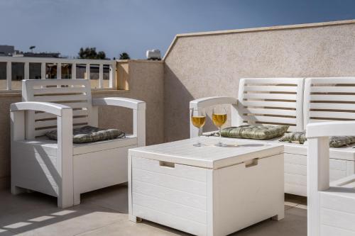 Imagen de la galería de Xemx Sabiha Suite 5 min walk from St Julians, en San Ġwann