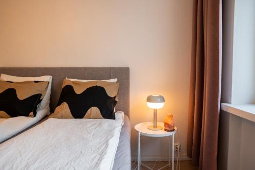 Afbeelding uit fotogalerij van Urban Arctic Elegance: 2-Room Stylish Getaway in Rovaniemi
