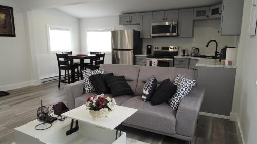 Dapur atau dapur kecil di Charming Retreat on Rothesay Road