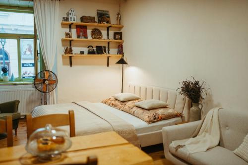 Posedenie v ubytovaní Apartmán v Jungovom dome - v centre Štiavnice
