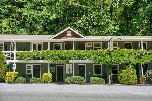 Hickory Falls Inn – Photos 2