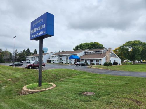 Stillwater Inn & Suites – Photos 2