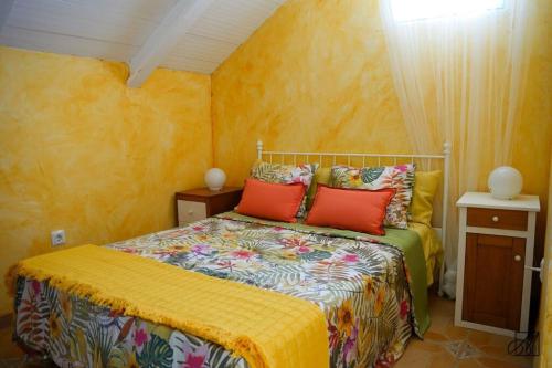 En eller flere senge i et værelse på Playa del cuartel La Azohia, Cartagena