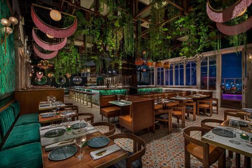 Moxy Downtown Los Angeles Image