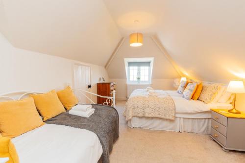 Postel nebo postele na pokoji v ubytování Westholme Lodge