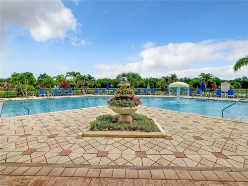 Lux 4BrVilla Hot Tub Grill Private Heated Pool photo 42